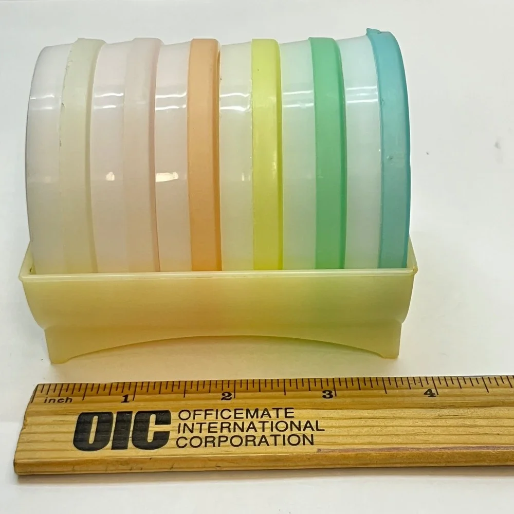 Vintage‎ Tupperware Wagon Wheel Coaster Set of 8 Pastel Colors with Caddy 567-13